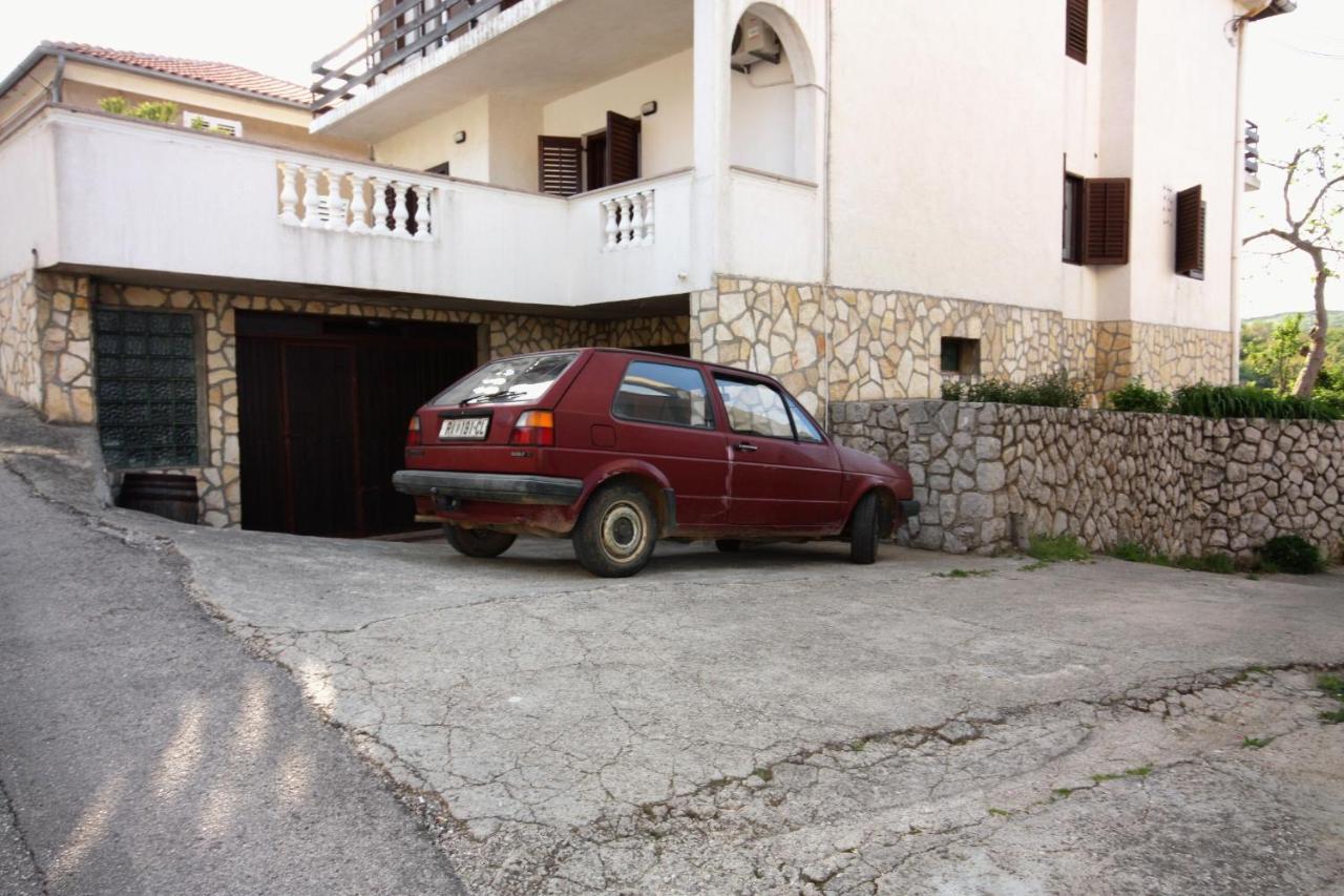 Apartment Vrbnik 5301B Exterior photo